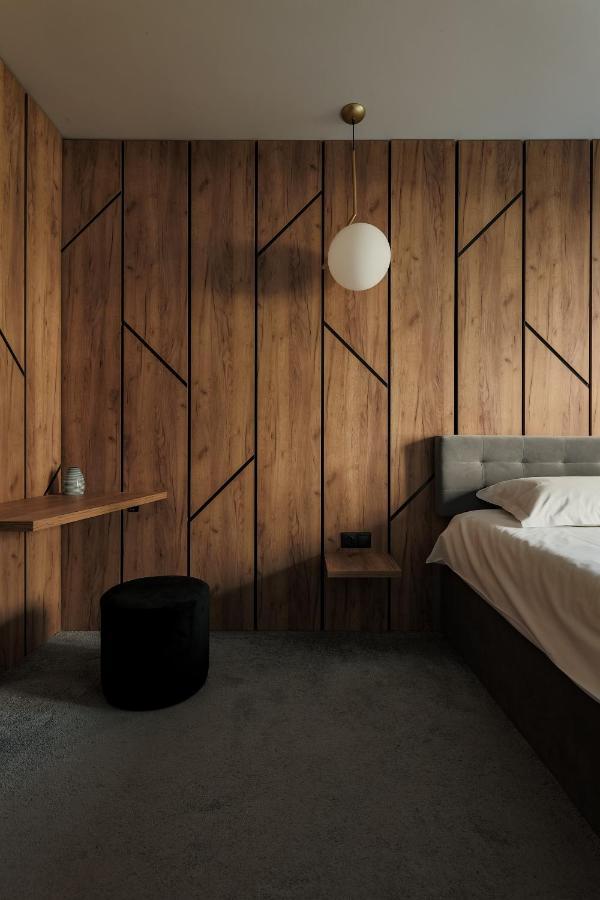 Nest Inn Stiletto Apartment Cluj-Napoca Esterno foto
