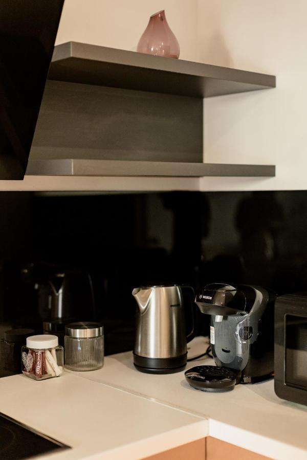 Nest Inn Stiletto Apartment Cluj-Napoca Esterno foto