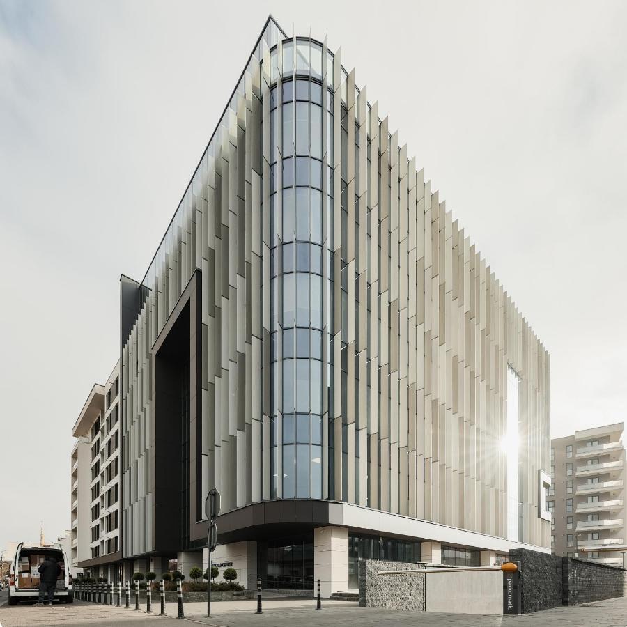 Nest Inn Stiletto Apartment Cluj-Napoca Esterno foto